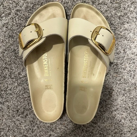 Birkenstock Cream Sandals with Contoured Footbed Arizona Suede Leather in Color Latte Cream | BIRKENSTOCK US main image 4